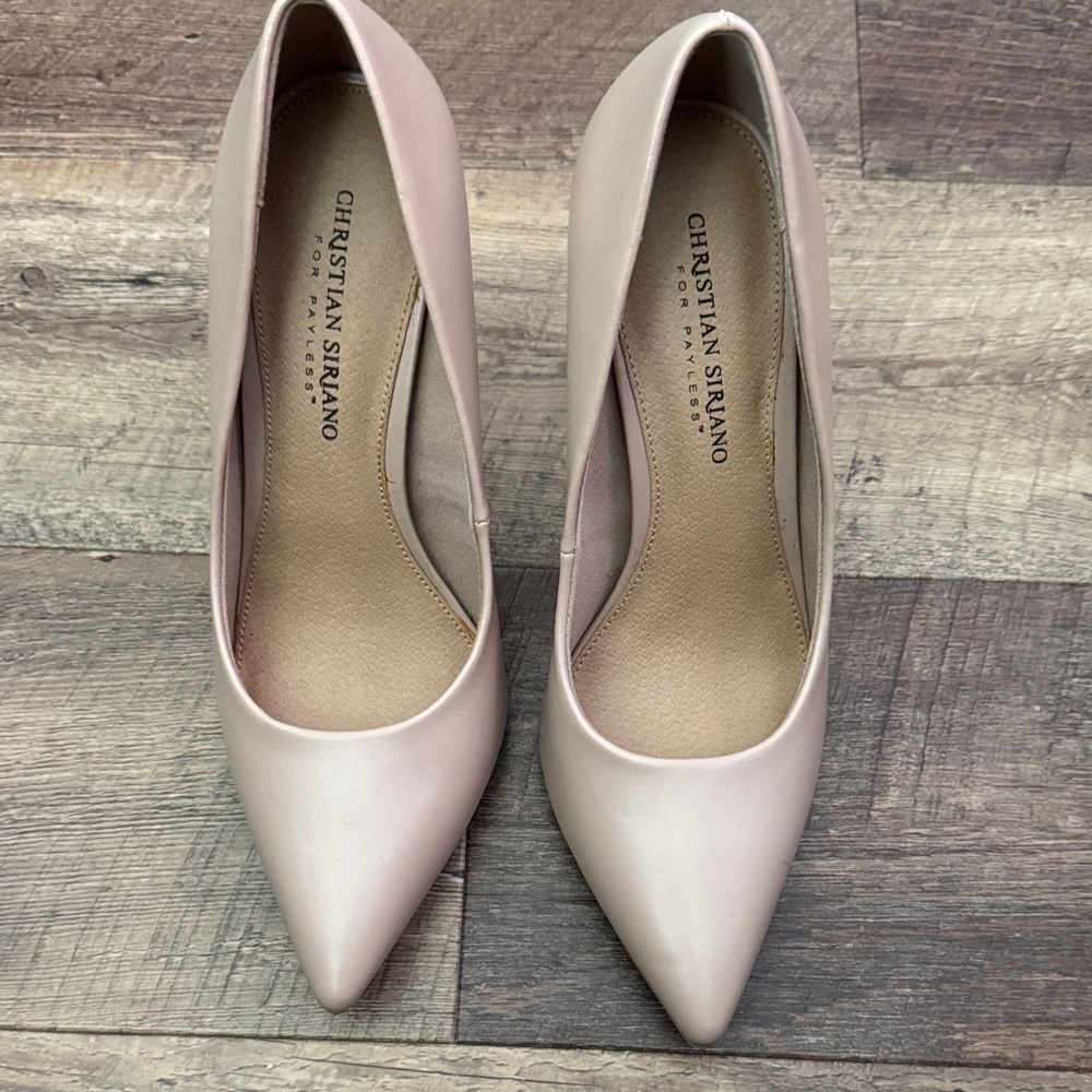 Christian Siriano Women's Nude Heels